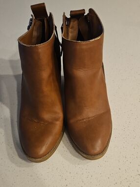 DV by Dolce Vita Cognac Brown Leather Ankle Booties with Side Zip